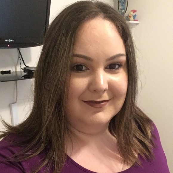 Meet your Posher, Jessica - Picture 1 of 1